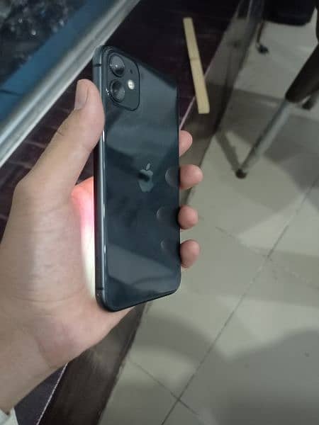 iPhone 11 64GB 3