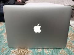 MacBook pro 2015 13 inch Early 2015