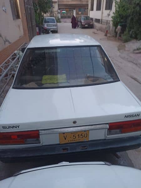 Nissan Sunny 1987 7