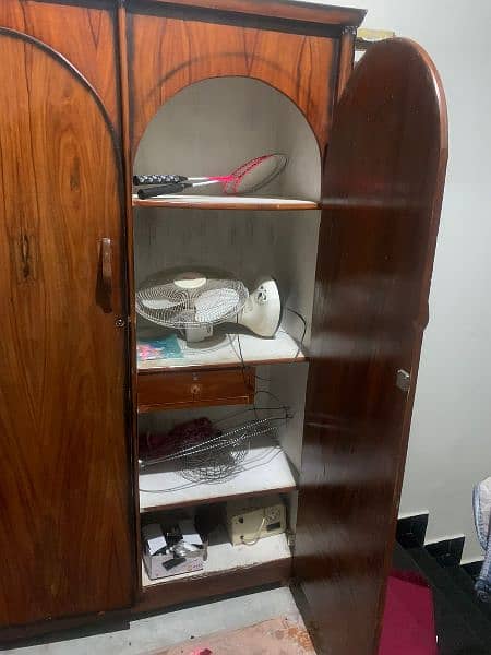 Wooden Cupboard/wardrobe 3