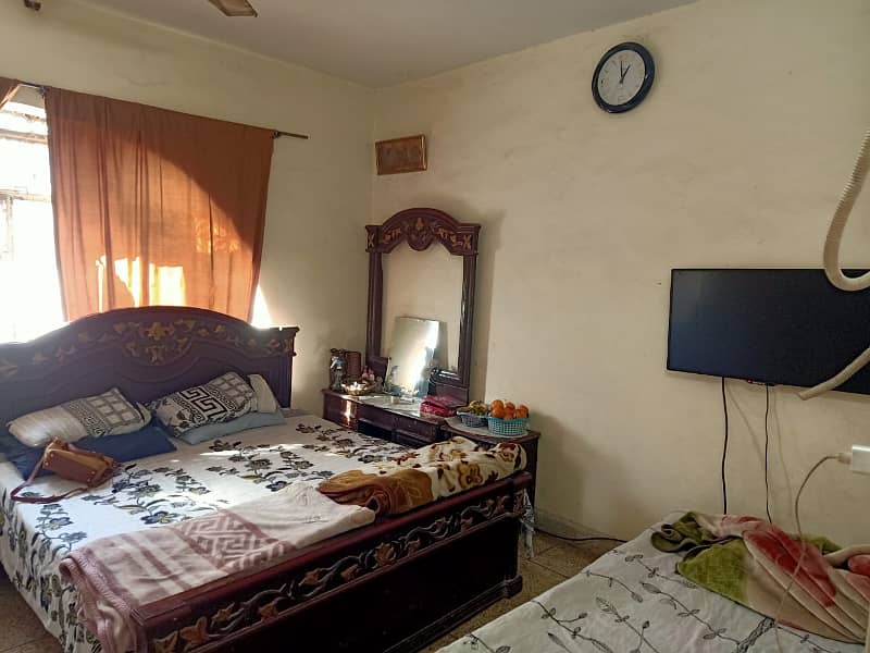 10 MARLA CORNER HOUSE FOR SALE IN ALLAMA IQBAL TOWN 0