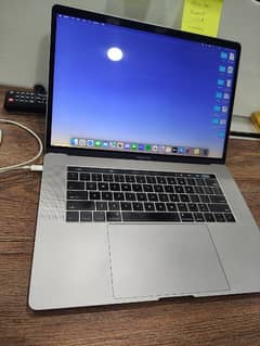 MacBook Pro 2017 - 15 inch