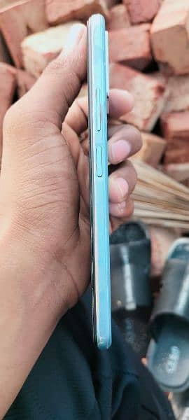 vivo y33s 10\9 Condition 3