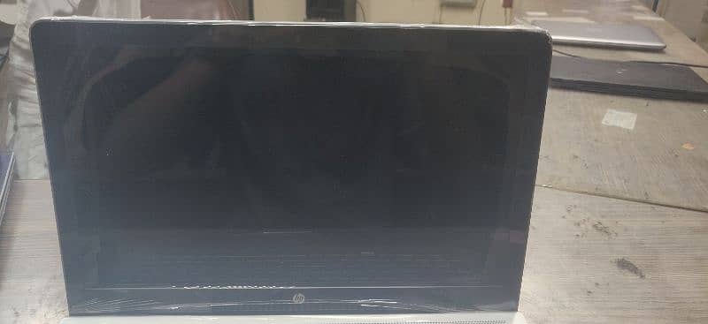 HP PAVILION  15-CC
(CORE I7-7TH GENERATION) 3