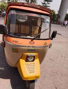 Siwa rickshaw For Sale in best condition call number 03214369872