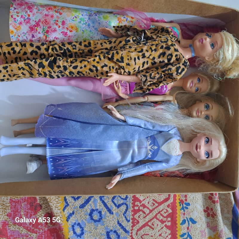 Orignal barbie and disney dolls 6