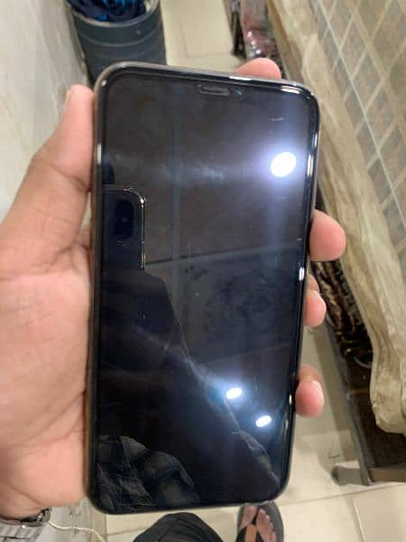 phone 11 pro non PTA 64 Gb 5