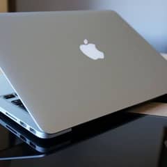 Apple MacBook 2015 0