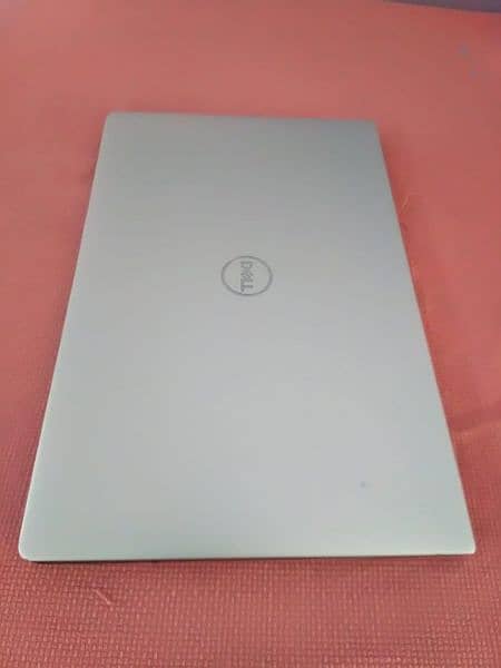 Dell XPS 13 9370 i5 10th Generation 3