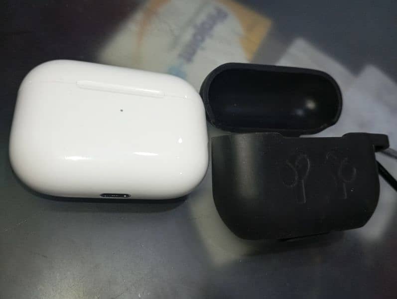 airpods 2nd generation 4