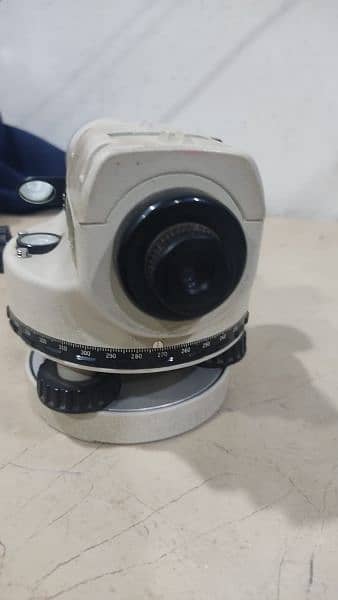 Nikon AC-2S 24X Automatic Level (360 degree) 3