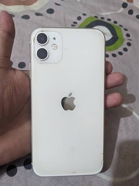 iPhone 11 0