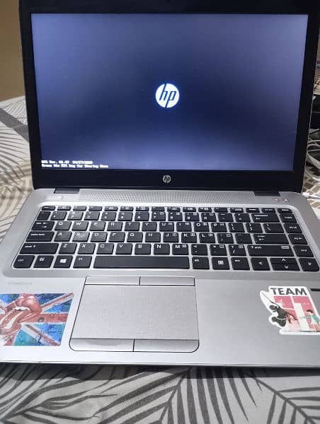 HP I5 6TH GENERATION MINT 8