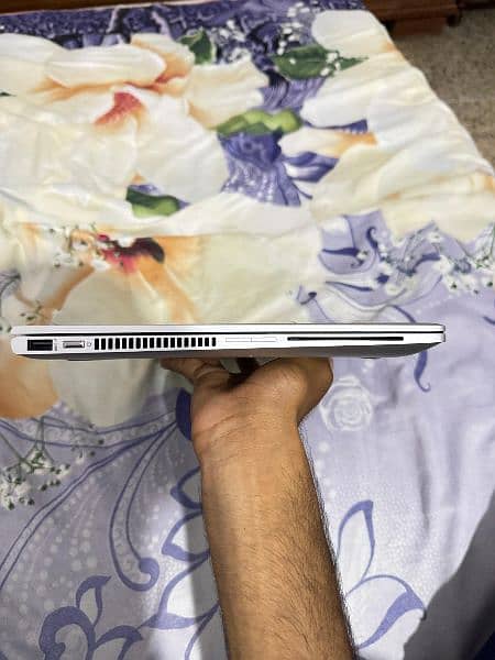 HP EliteBook x360 830 G6 3