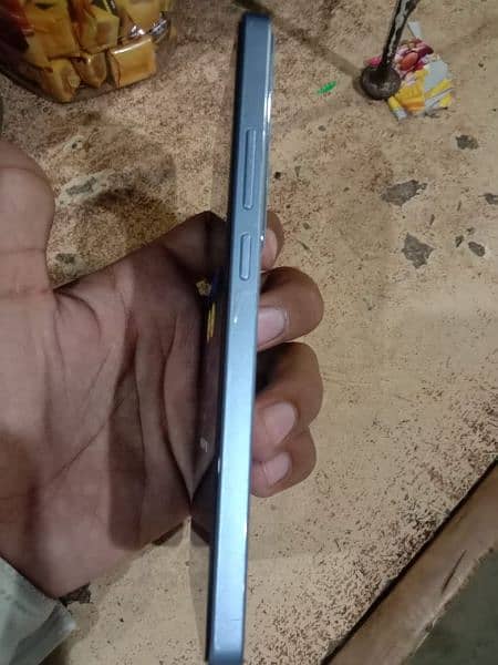 oppo Reno 11f 5g with full box lush condition contact me 03262771233 3