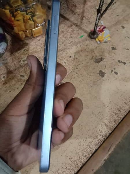 oppo Reno 11f 5g with full box lush condition contact me 03262771233 5