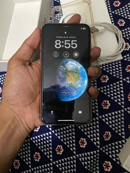 iphone xr factory unlock 128 gb waterpack 4