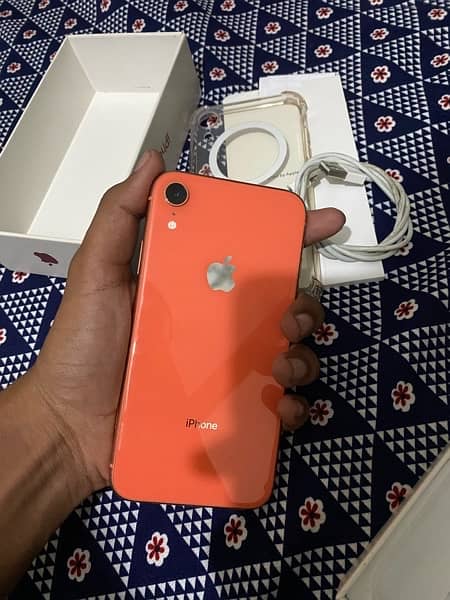 iphone xr factory unlock 128 gb waterpack 6