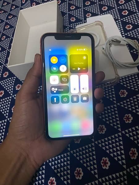 iphone xr factory unlock 128 gb waterpack 8