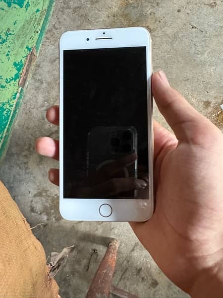 iPhone 8 Plus 256gb pta (sim glitch) 1