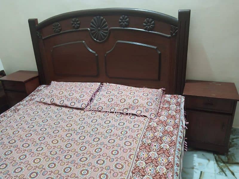 Bed Set For Sale without Mattress 2