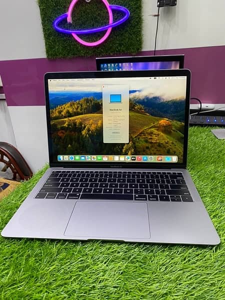 apple mac book 2020 / m1 / 2019 /- 03461809478 0