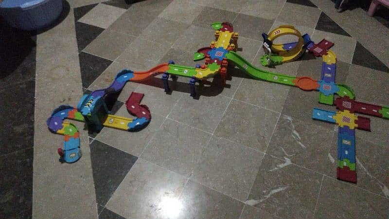 car track 0