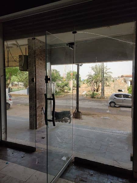 Glass door Urgent sale 5