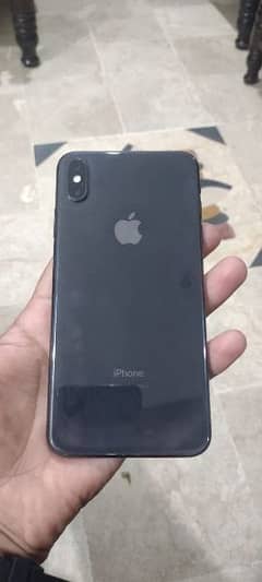 iPhone Xs Max 0