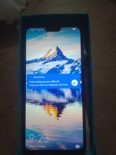 Huawei honor 8x 4/128 with box whatapp or call 03465215060