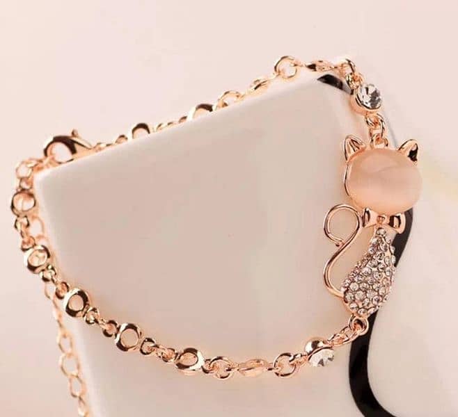 1 Pc Alloy Rose Gold Plated Opal Cat Bracelet 1