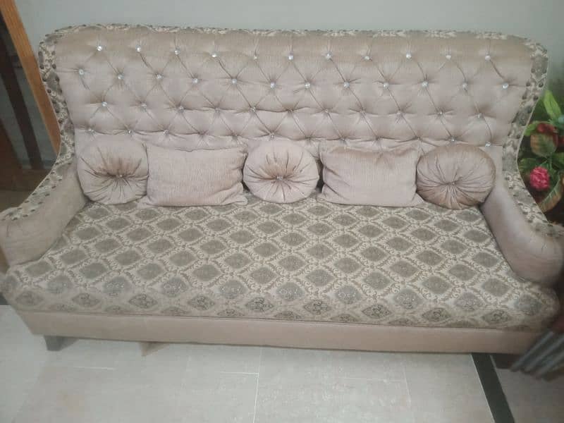 goldan sofa 2