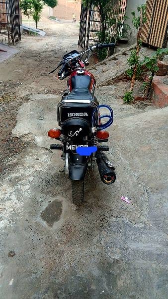 Honda Cg 125 sale 2022 model used in 10/10 condition 5