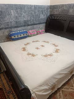 King size bed with 2 side tables