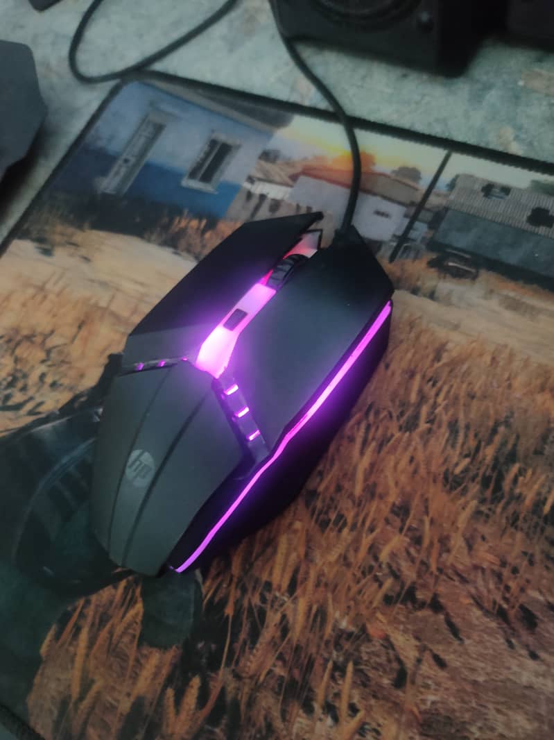 hp Gaming Mouse with 14 dpi settings read description 2