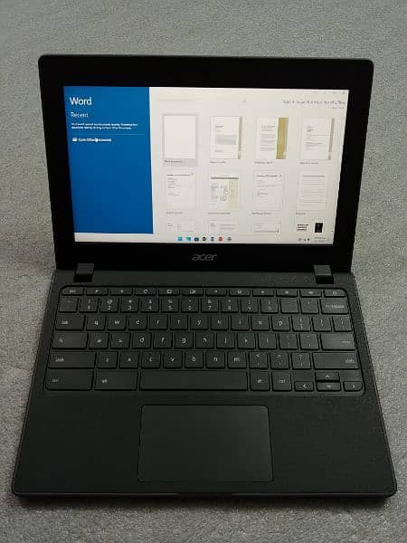 Windows 11 Laptop 3