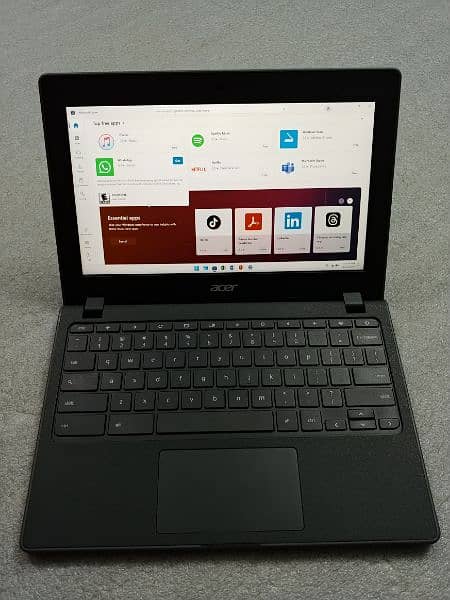 Windows 11 Laptop 6