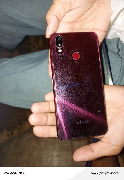 Vivo Y11 8