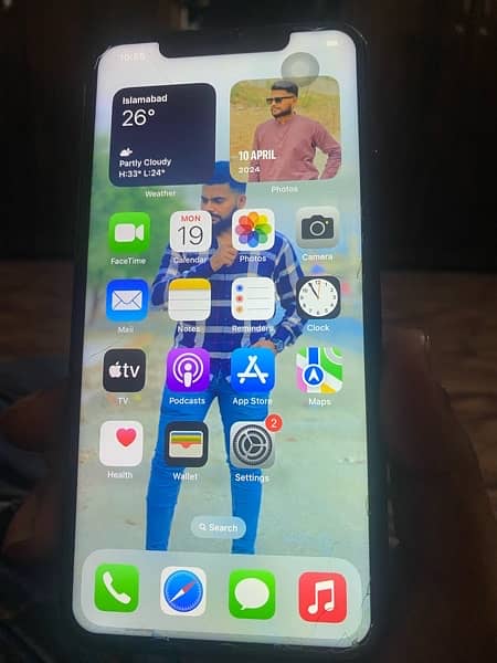 iphone 11 pro max 64gb. 2