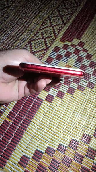 iphone 7 plus only phone red color 3