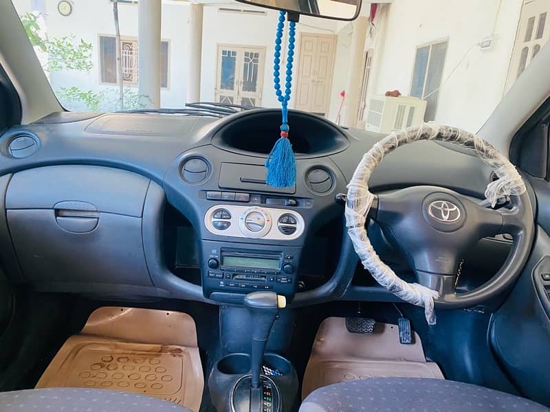 Toyota Vitz 2003 2