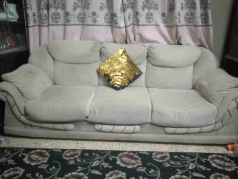 3 seatter sofa set 3