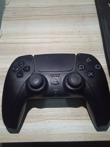 PS5 controller slightly used 0