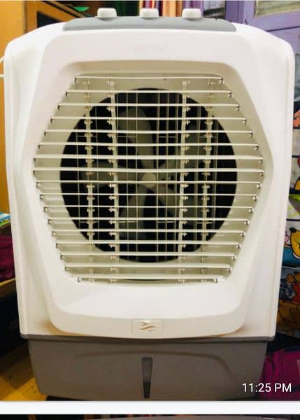 Room air cooler 0