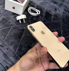 Apple í phone xs max 0