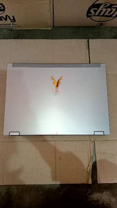 HP ELITEBOOK 8730w 0