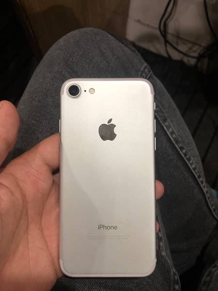 i phone 7 (128gb) PTA approved 1