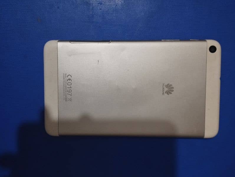 Huawei Media Pad. 1gb 16gb silver colour. 7