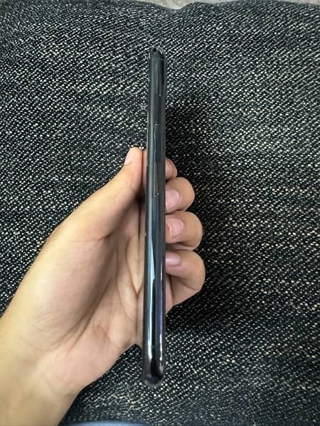 iphone 11 pro max 64gb pta approved 2