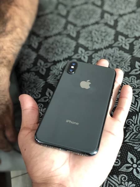 IPhone X (PTA Approved) 1